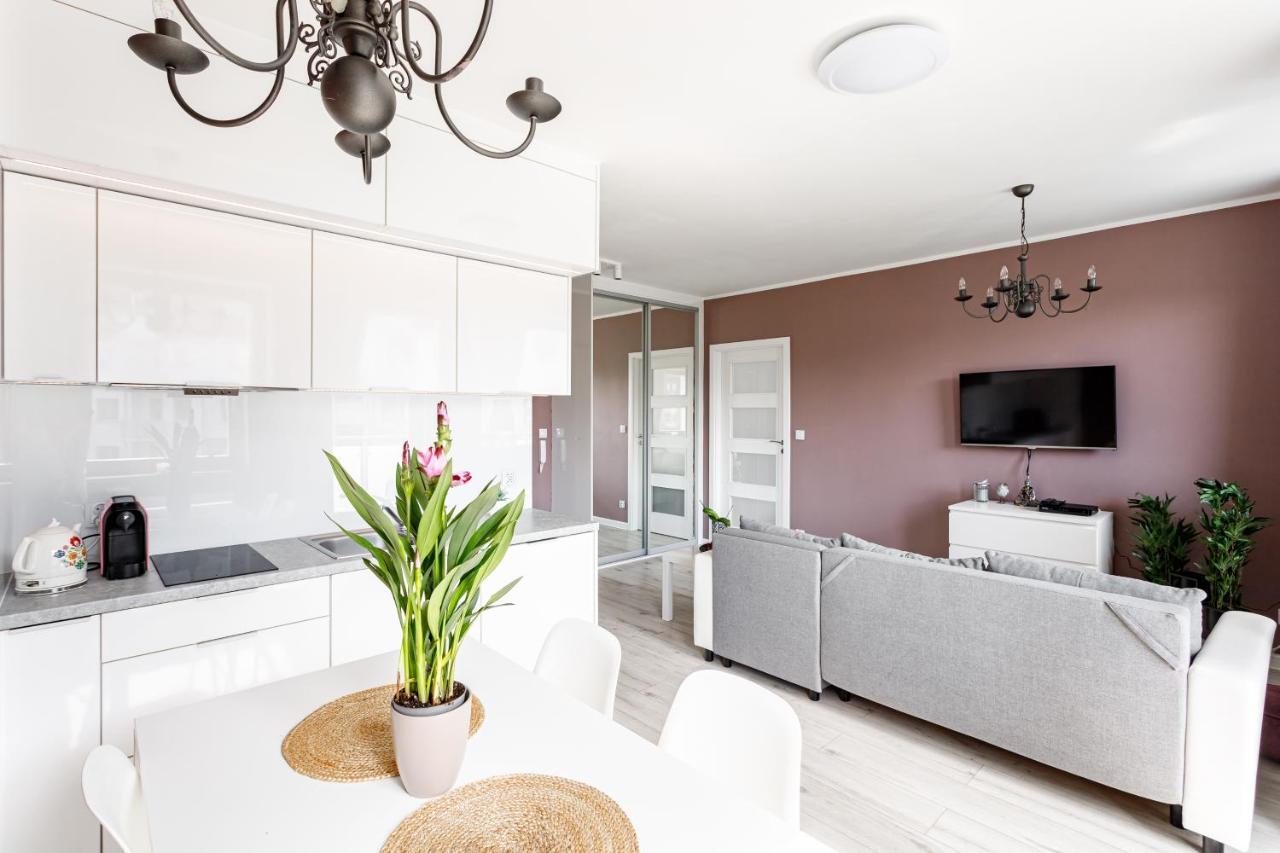 Apartament "Anna" - Kwartal Rozy Wiatrow, 15 Min Spacerem Od Plazy Świnoujście Exterior foto